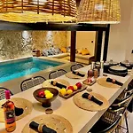 Katoikía Pateliá Koszkinú