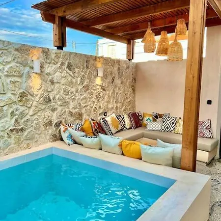 Katoikia Patelia Villa *
