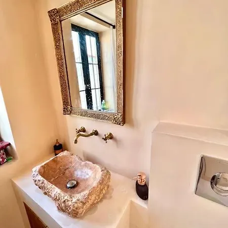 Katoikia Patelia Willa *