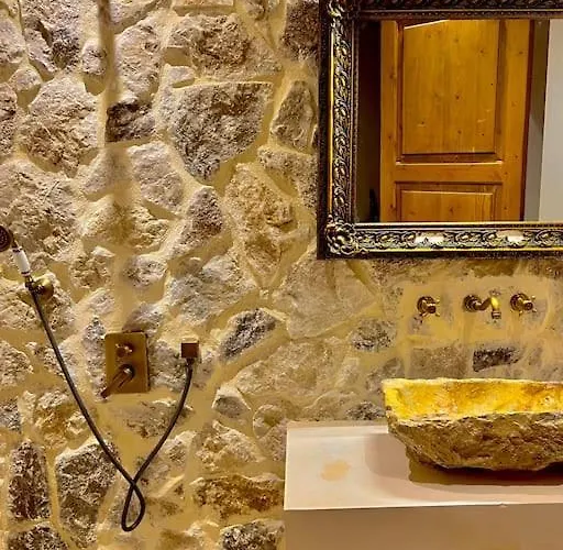 Katoikia Patelia * Koskinou (Rhodes)