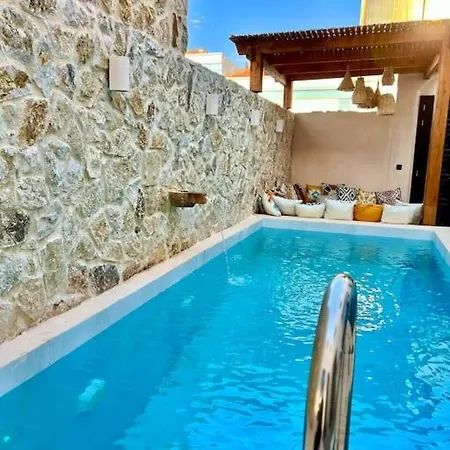 Katoikia Patelia Vila