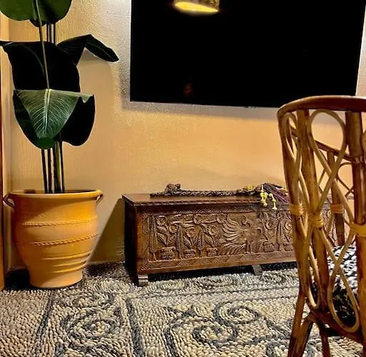 فيلة Katoikia Patelia *